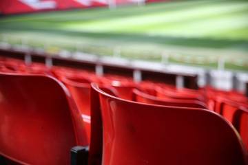 梅西在阿根廷和c罗在葡萄牙的影响力有什么不同？听听董路的分析太透彻了｜crown体育官网（配图…